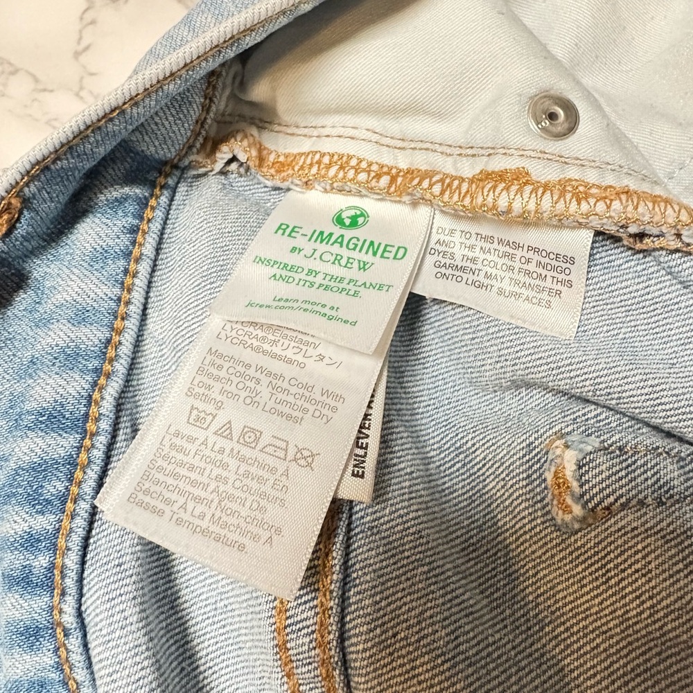 J. Crew Light Blue Relaxed Boyfriend in all day stretch Jeans | BR153 MSRP $118 - Picture 4 of 6